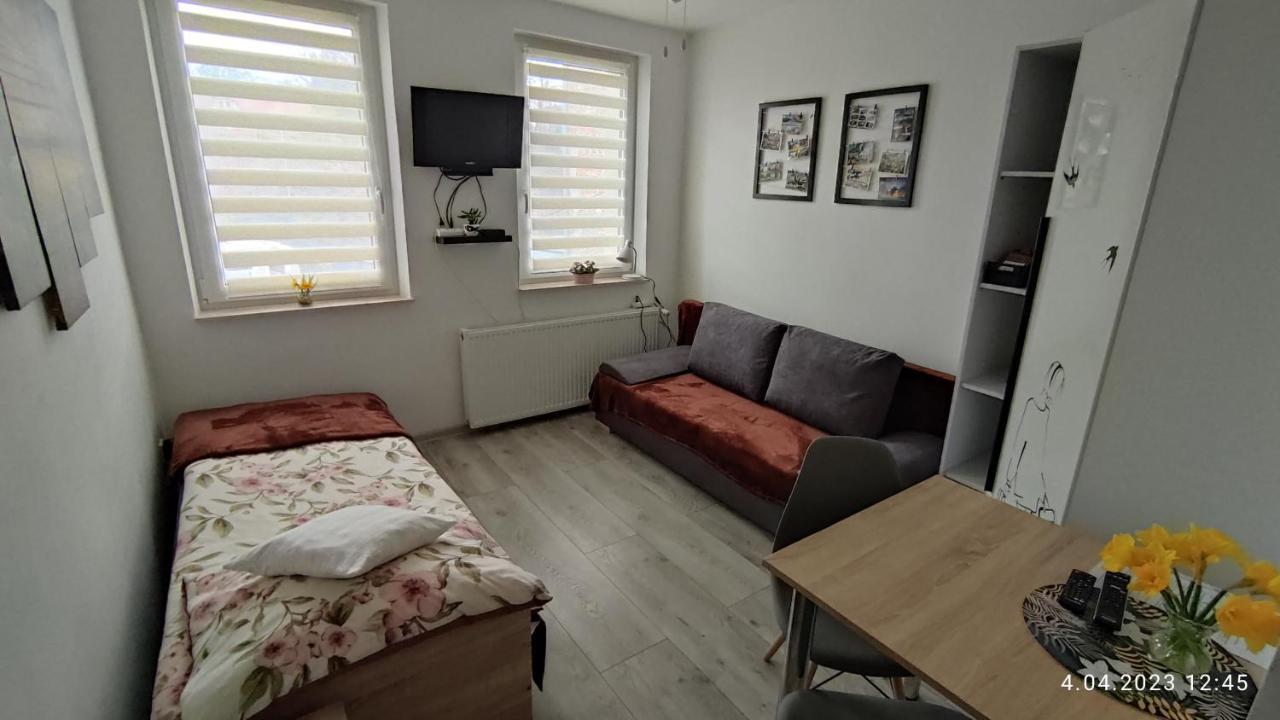 Appartement Apartament "Jelen" Jelenia Góra Extérieur photo